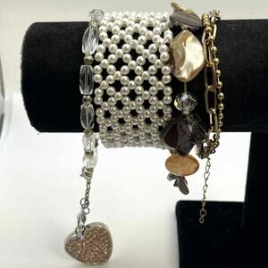 Cream Pearl Heart Bracelet Bundle
